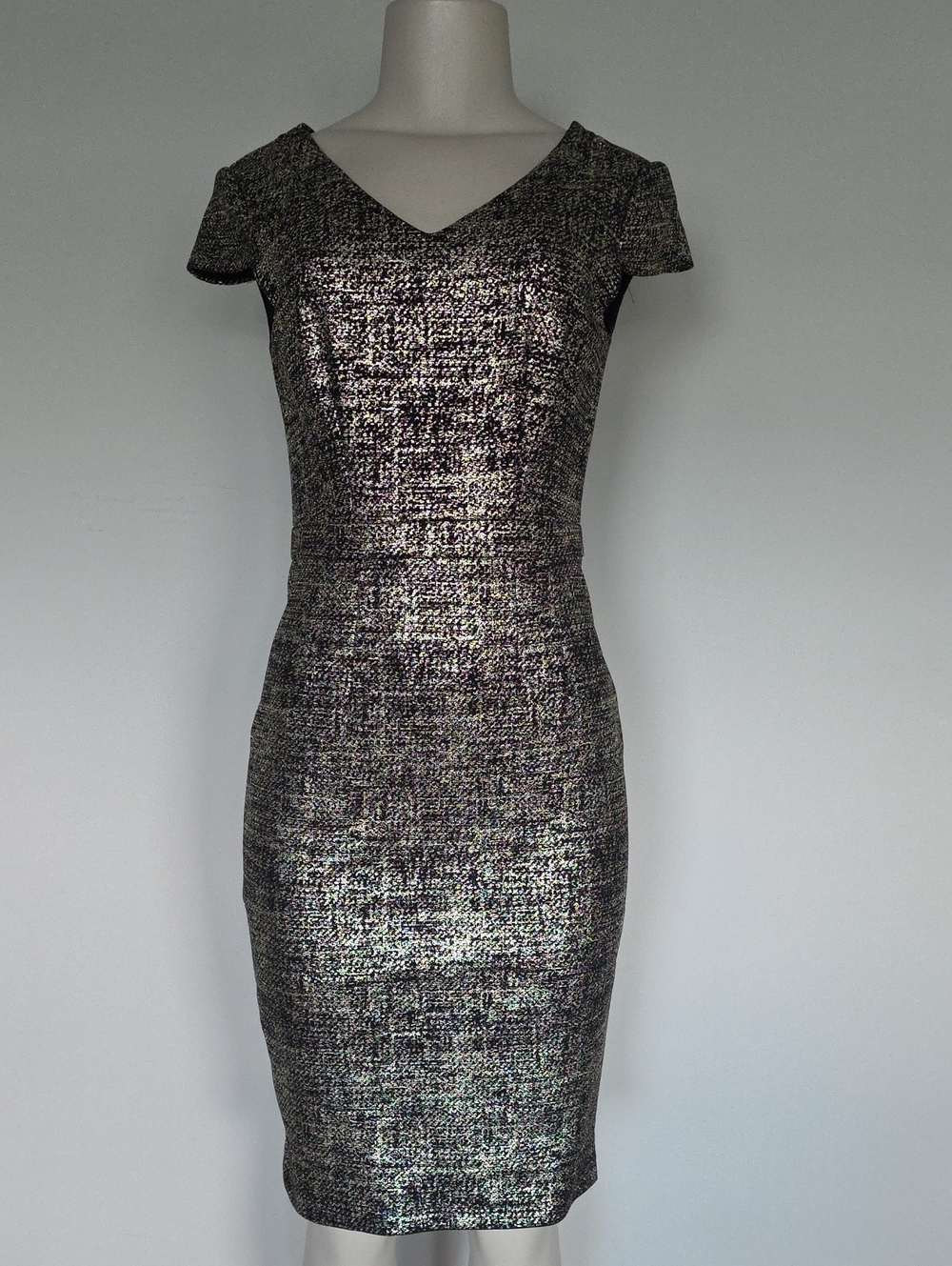 Betsey Johnson black/gold shimmery form fitting dress-4